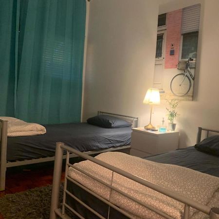 Rostelbem Guesthouse Lisbon Bagian luar foto