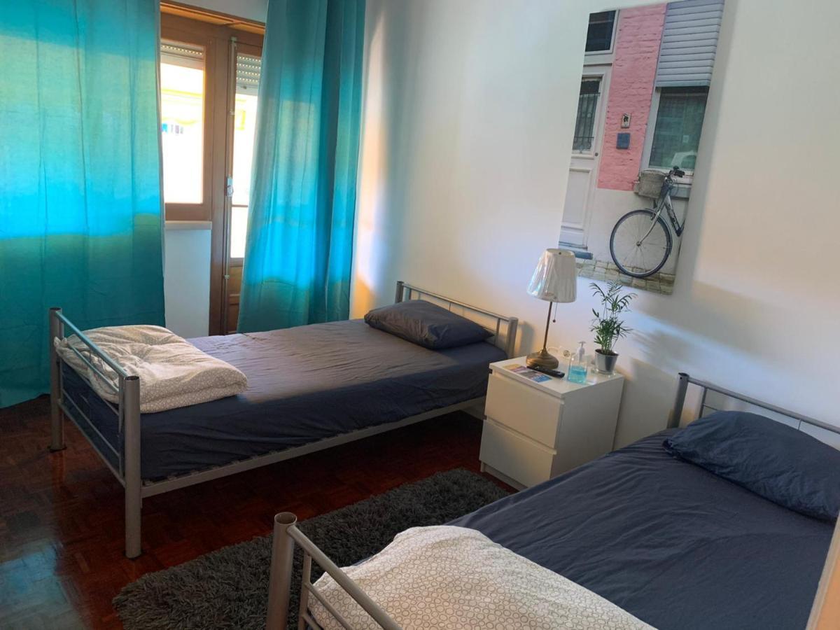 Rostelbem Guesthouse Lisbon Bagian luar foto