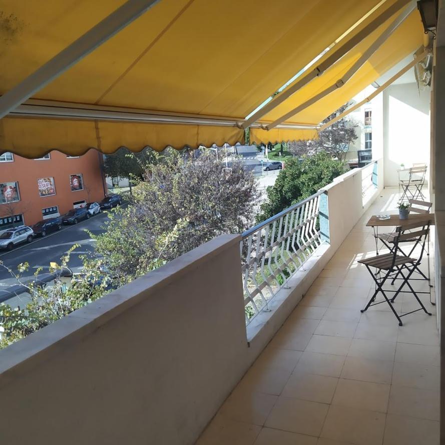 Rostelbem Guesthouse Lisbon Bagian luar foto