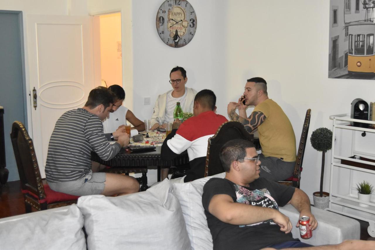 Rostelbem Guesthouse Lisbon Bagian luar foto